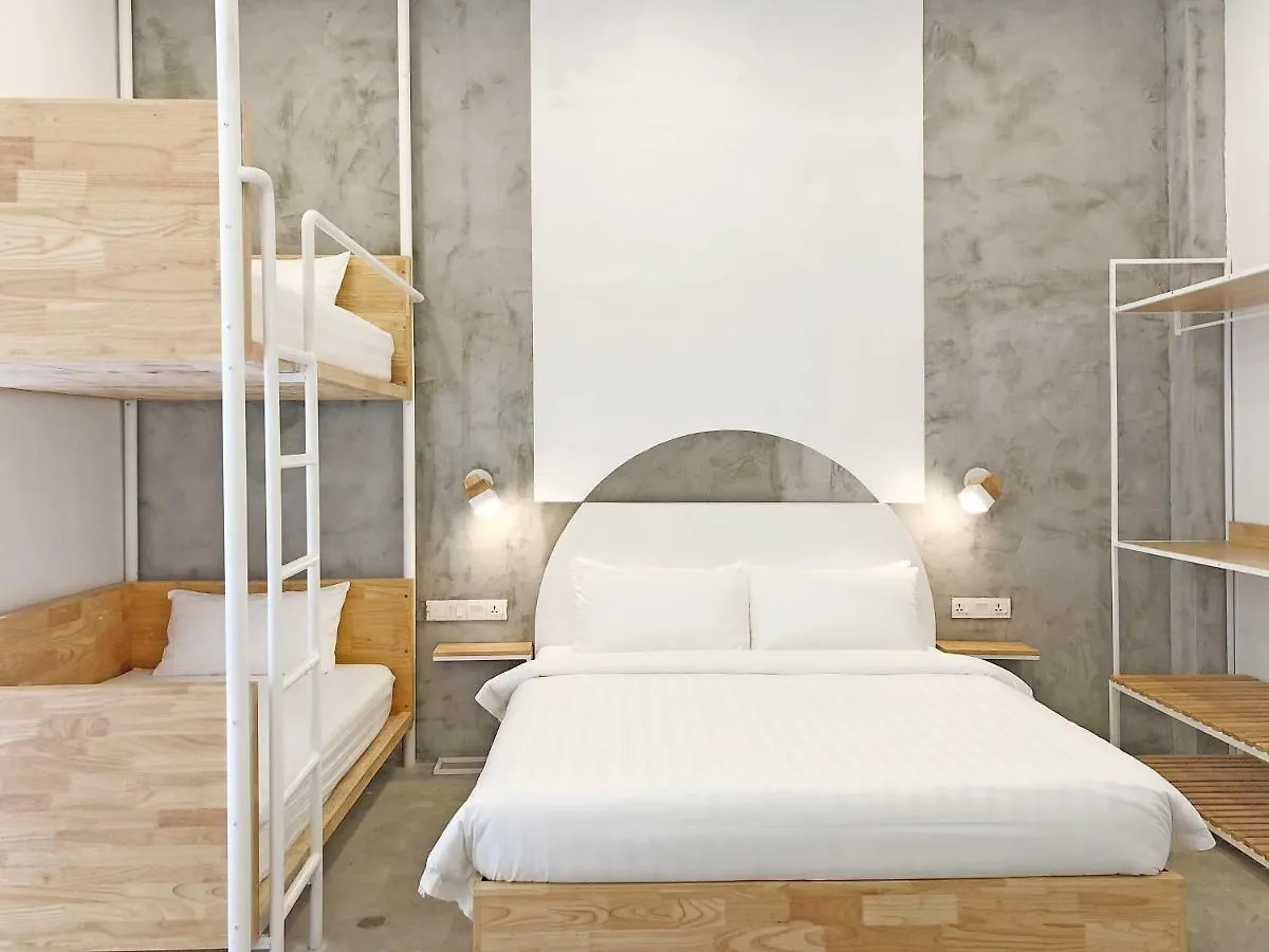 Hood Hostel Yangon Myanmar