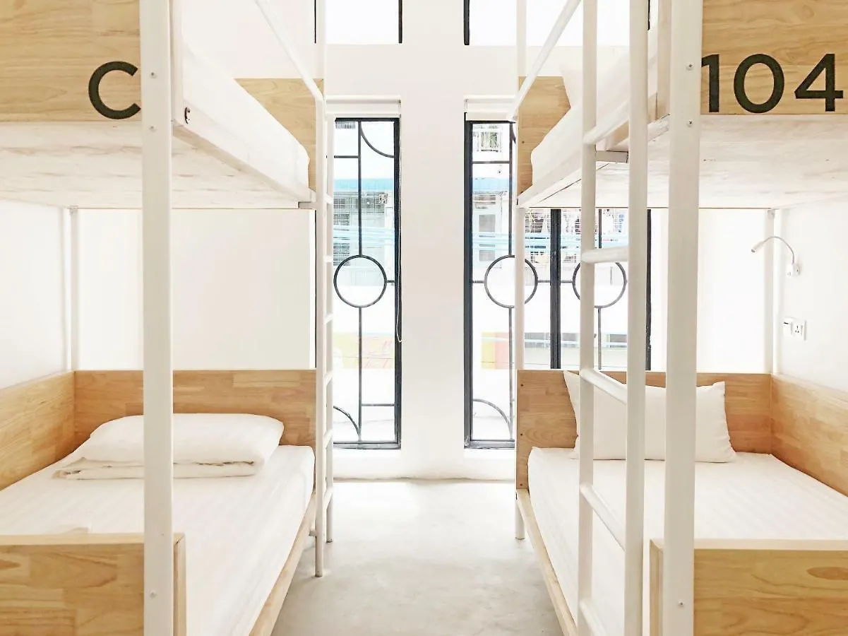 Hood Hostel Yangon