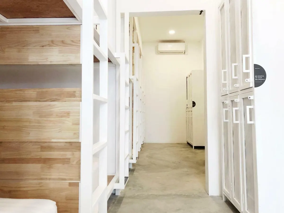 Hood Hostel Yangon 0*,  Myanmar
